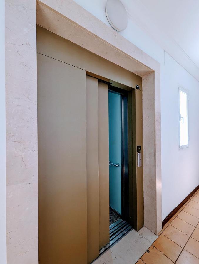 M-Odern Apartment Seville Exterior photo