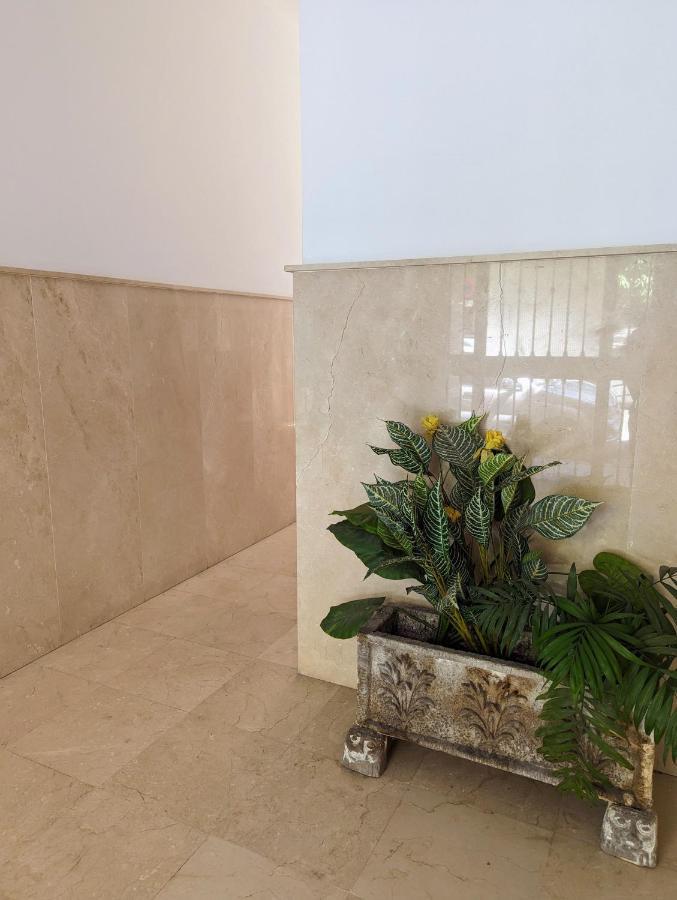 M-Odern Apartment Seville Exterior photo